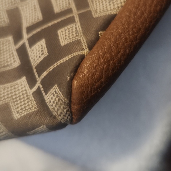 EUC Tommy Hilfiger Monogrammed Tote Bag - Picture 4 of 7